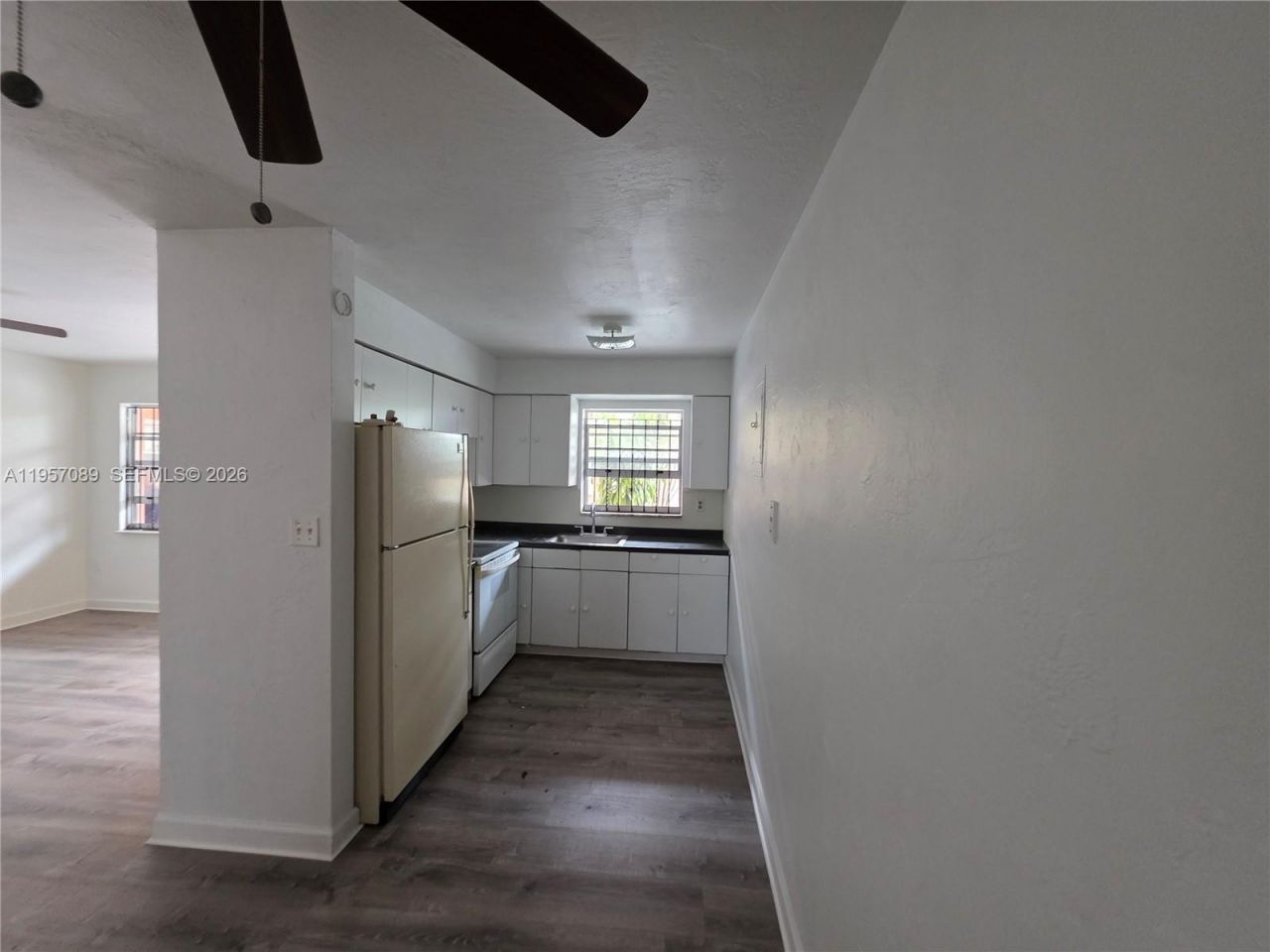 45 E 11th St, Unit 21, Hialeah, FL 33010 Photo