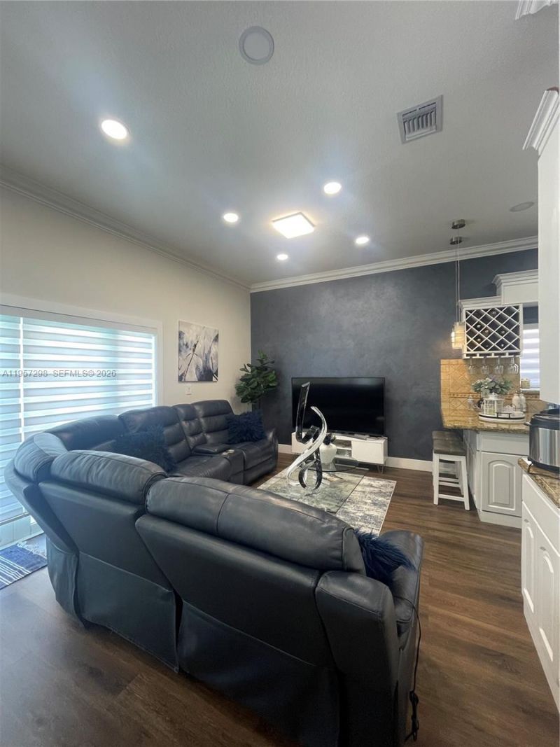 14200 SW 160th Ct , Miami, FL 33196 Photo