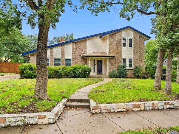 6736 Starnes Road, North Richland Hills, TX 76182
