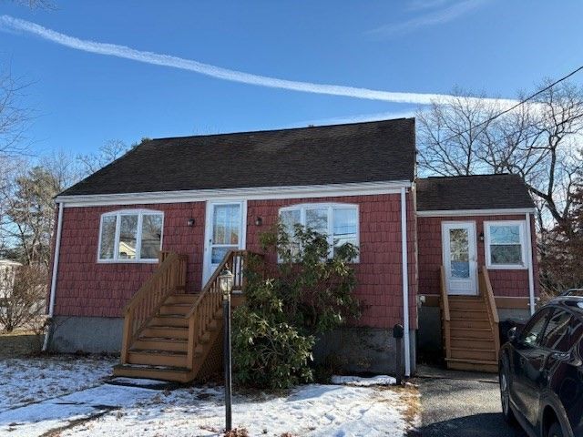 12 Blossom St Dedham, MA 02026