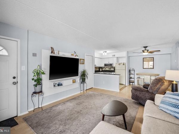 5200 HILLTOP DRIVE, Unit M16, BROOKHAVEN, PA 19015