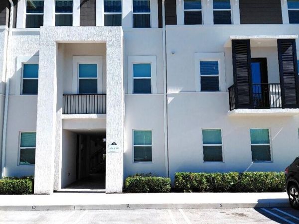 8878 Lake Worth Road, Unit 209, Lake Worth, FL 33467