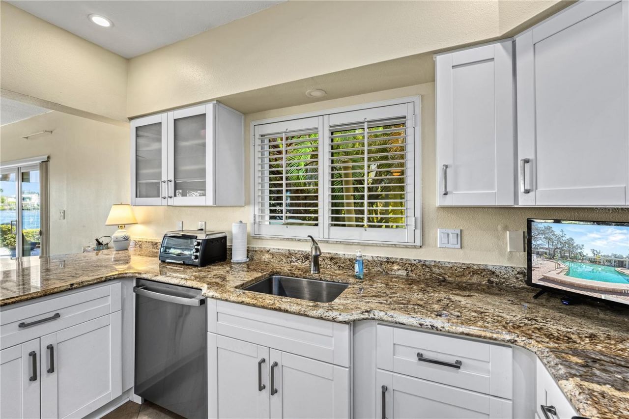 1320 Moonmist Drive, Unit B-11, Sarasota, FL 34242 Photo