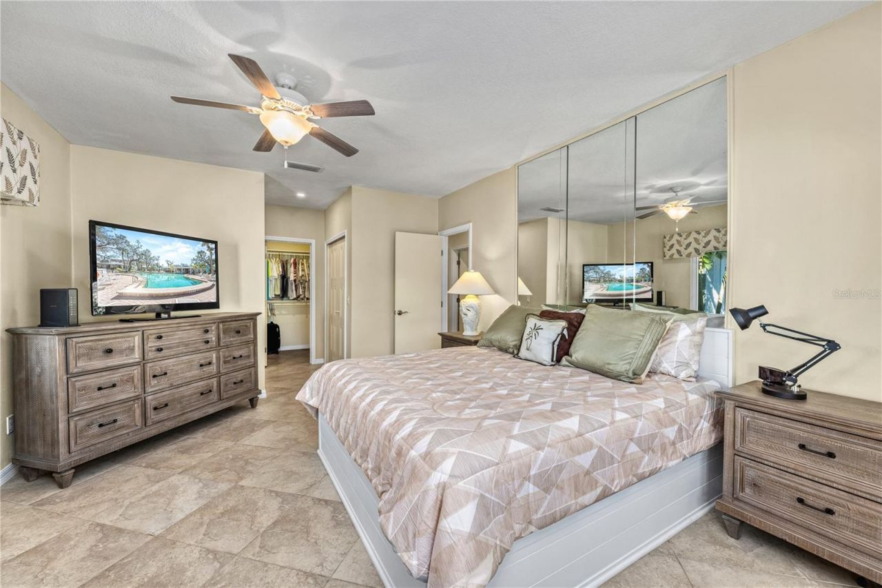 1320 Moonmist Drive, Unit B-11, Sarasota, FL 34242 Photo