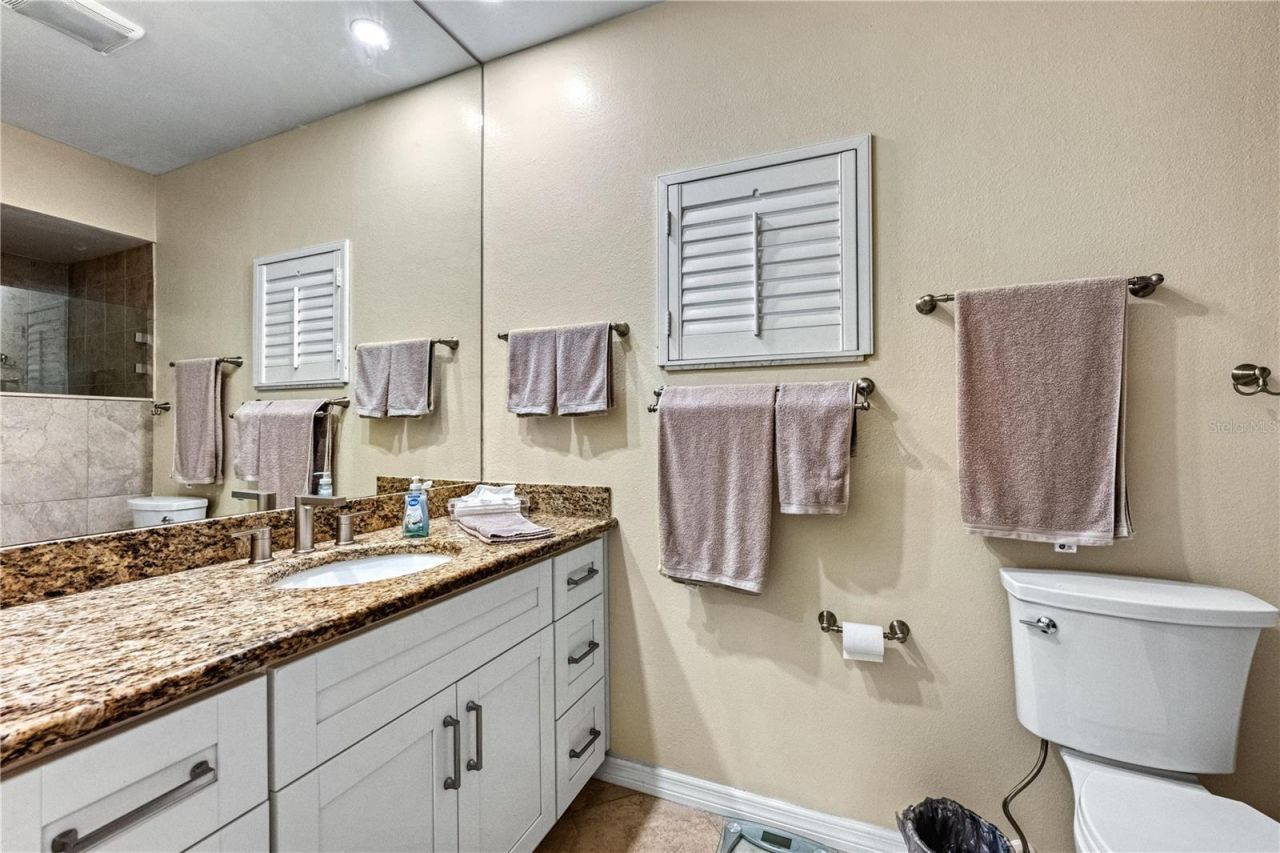 1320 Moonmist Drive, Unit B-11, Sarasota, FL 34242 Photo