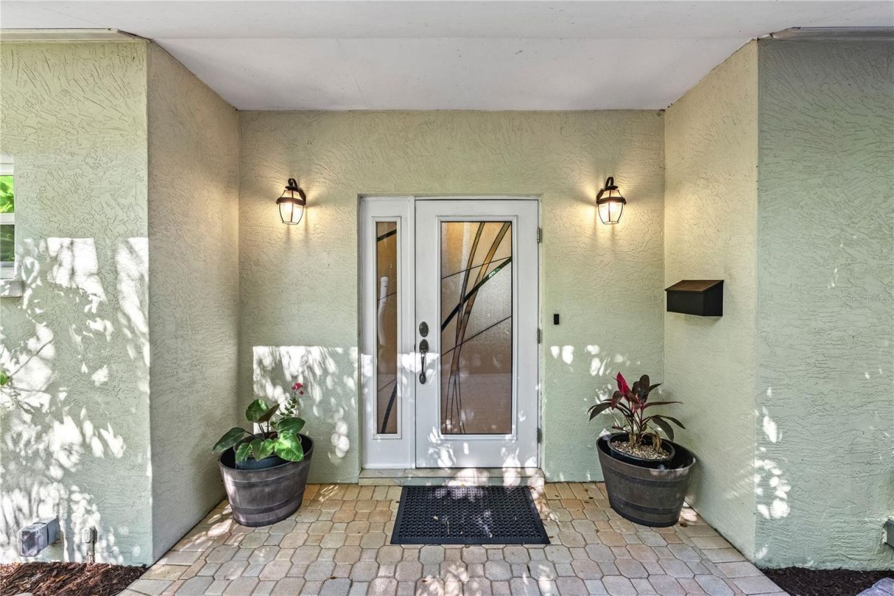 1320 Moonmist Drive, Unit B-11, Sarasota, FL 34242 Photo