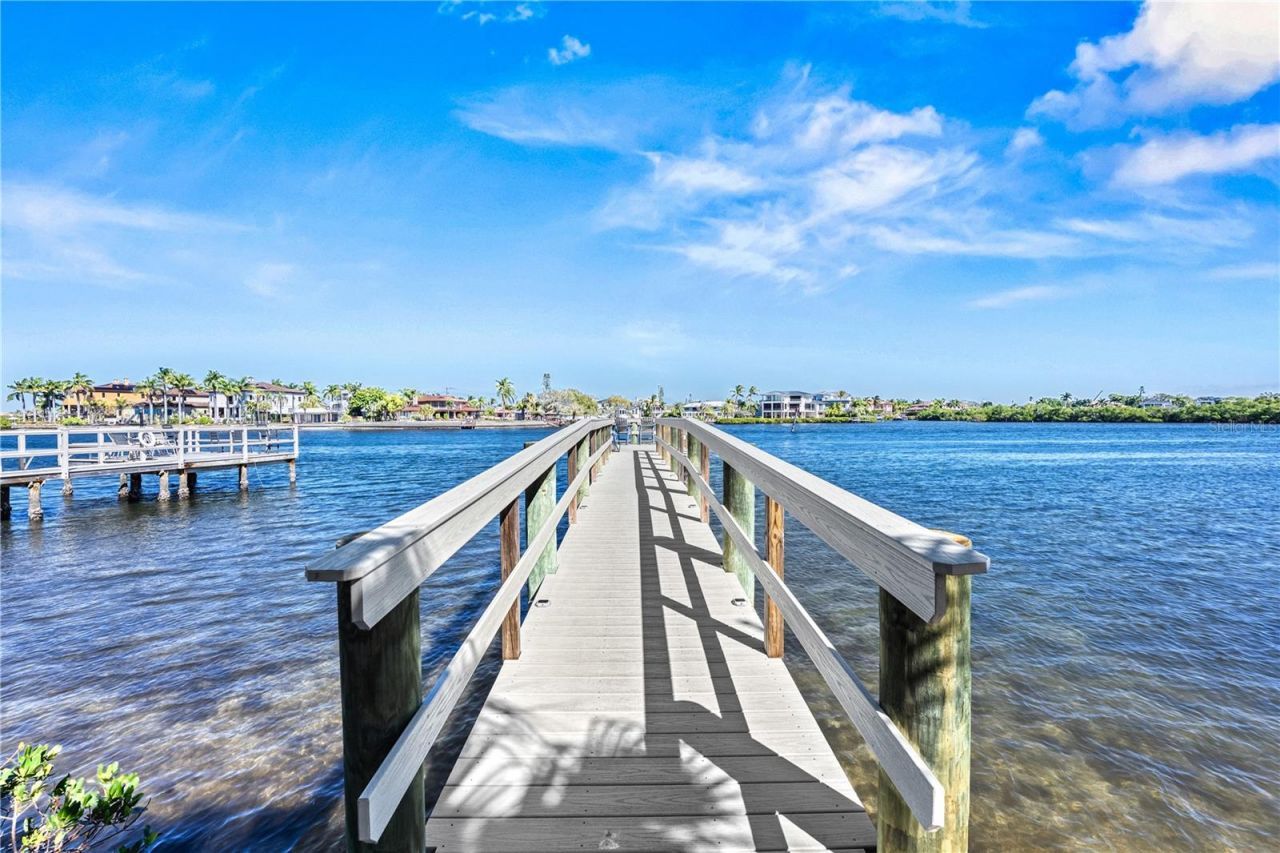 1320 Moonmist Drive, Unit B-11, Sarasota, FL 34242 Photo