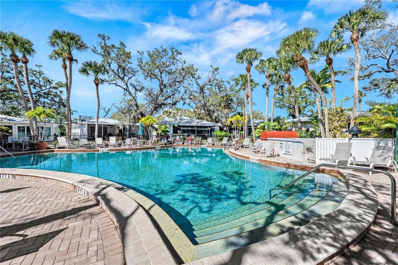 1320 Moonmist Drive, Unit B-11, Sarasota, FL 34242 Photo