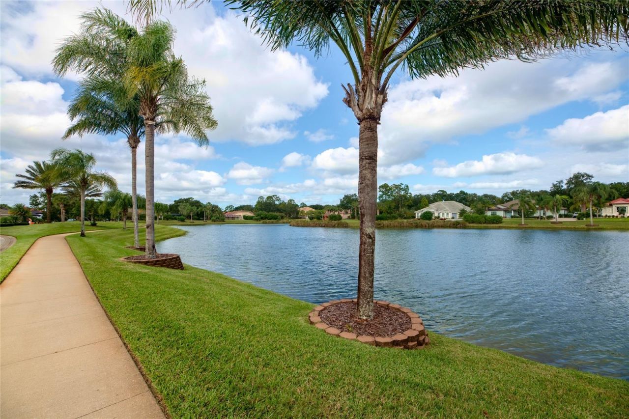 18 Old Oak Drive N, Palm Coast, FL 32137 Photo