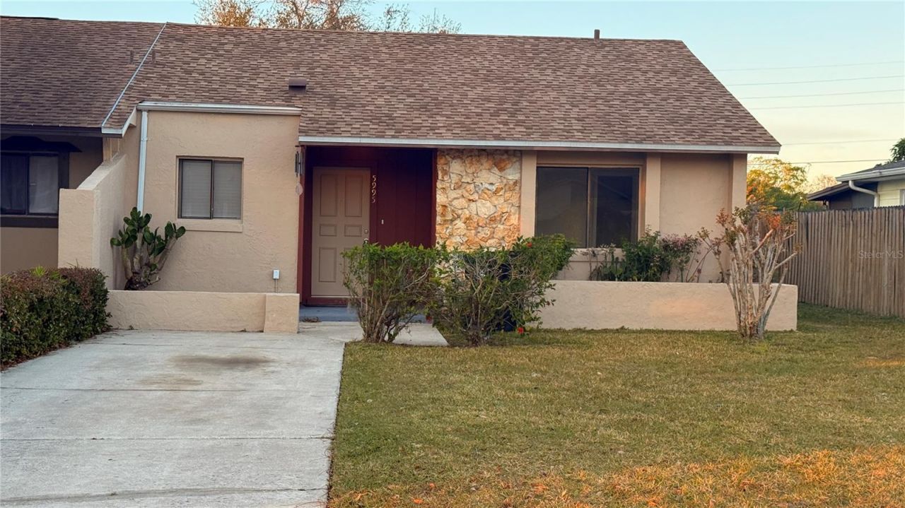 5995 Brown Bark Drive, Orlando, FL 32822 Main Photo