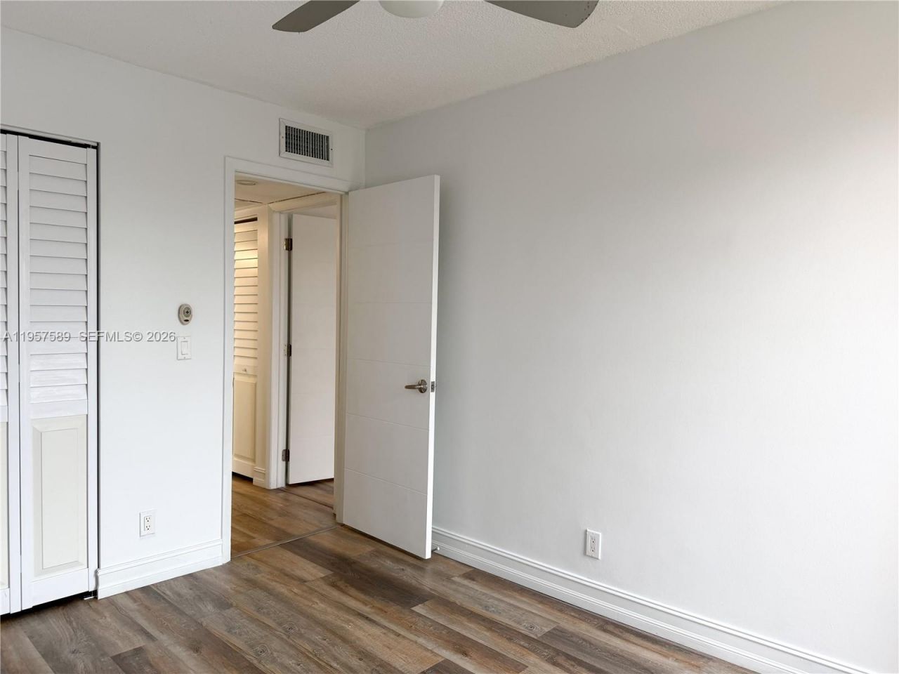 9151 Orchid Tree Ln, Unit 131, Pembroke Pines, FL 33024 Photo