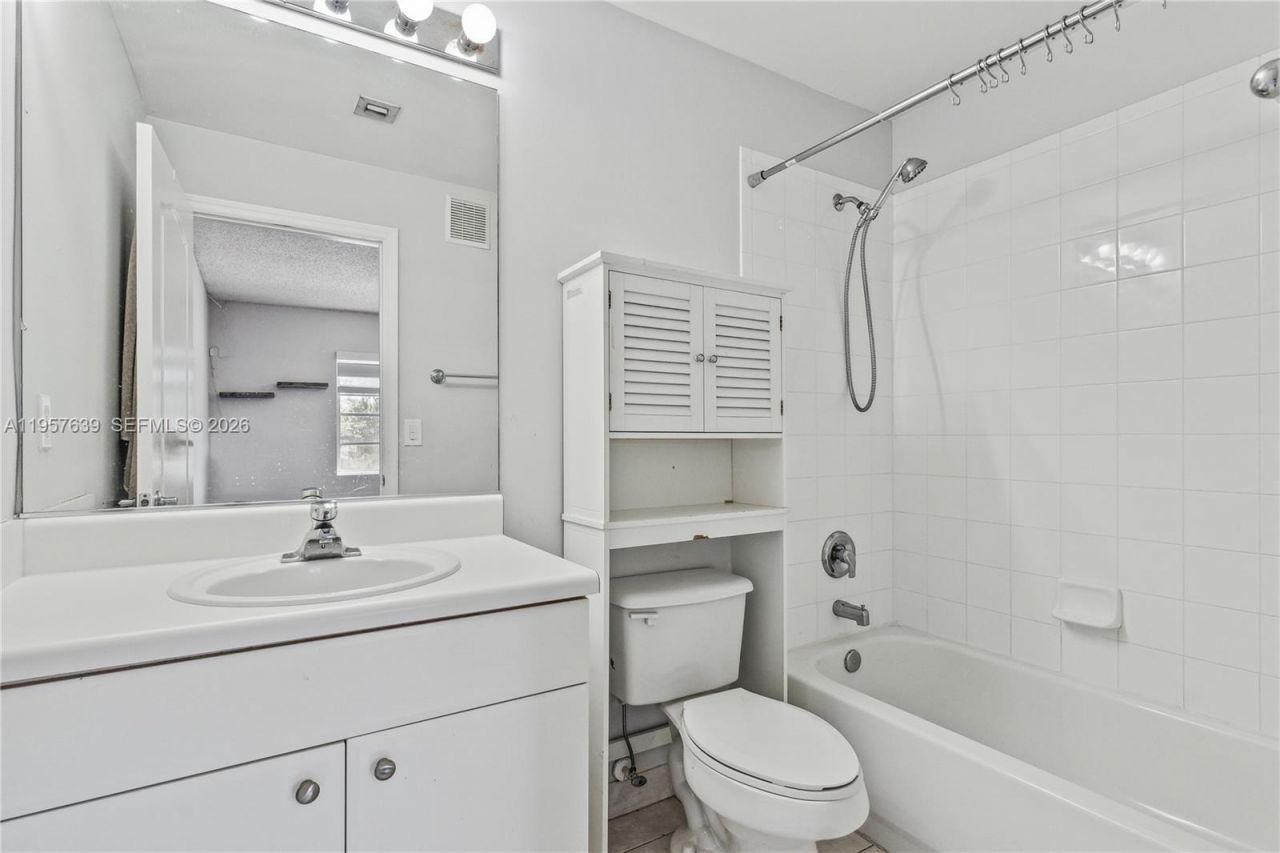 5758 NW 48th Ave, Coconut Creek, FL 33073 Photo