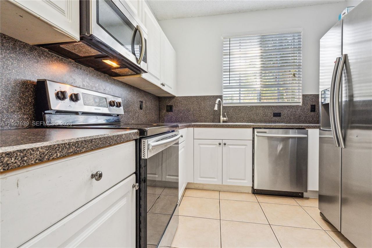 5758 NW 48th Ave, Coconut Creek, FL 33073 Photo