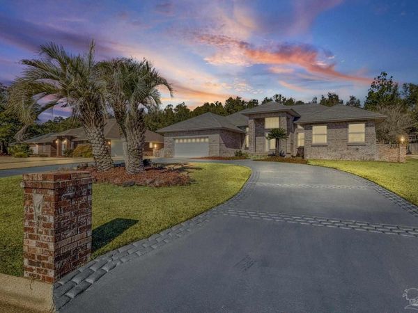 4244 N Cambridge Way, Pace, FL 32571