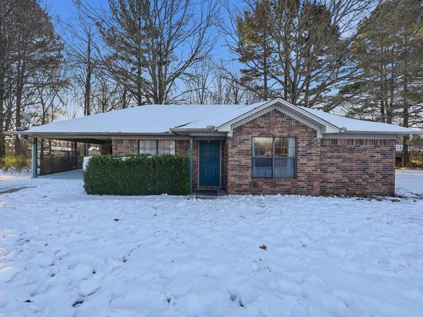 678 Main Street, Conway, AR 72032