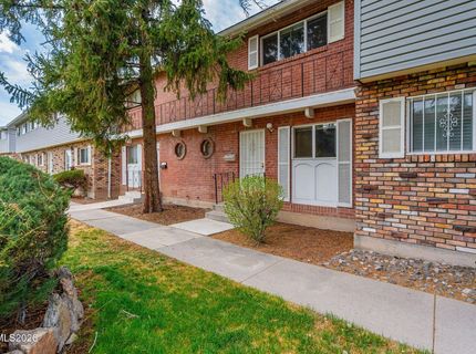28 Smithridge Park, Reno, NV 89502 Photo