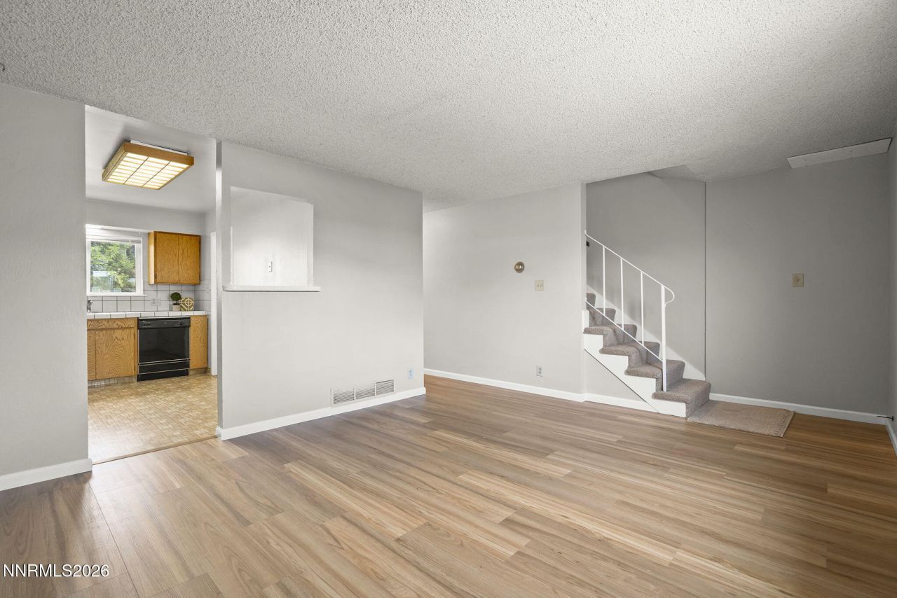 28 Smithridge Park, Reno, NV 89502 Photo