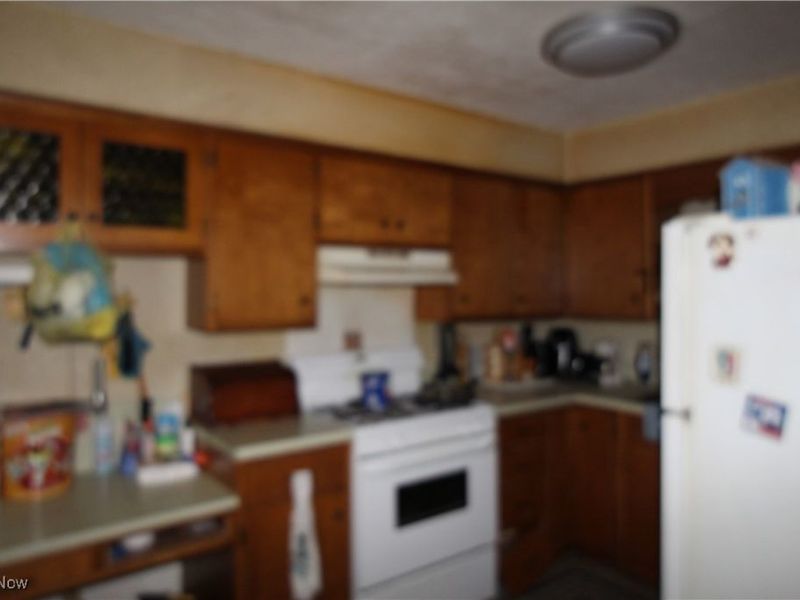 409-411 W Church Street, Orrville, OH 44667 Photo 5