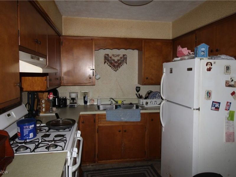 409-411 W Church Street, Orrville, OH 44667 Photo 6