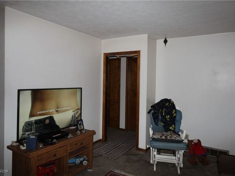 409-411 W Church Street, Orrville, OH 44667 Photo 8