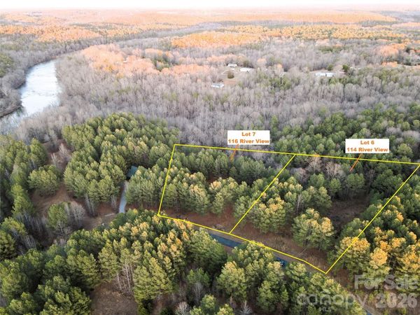 116 River View Drive , Mooresboro, NC 28114