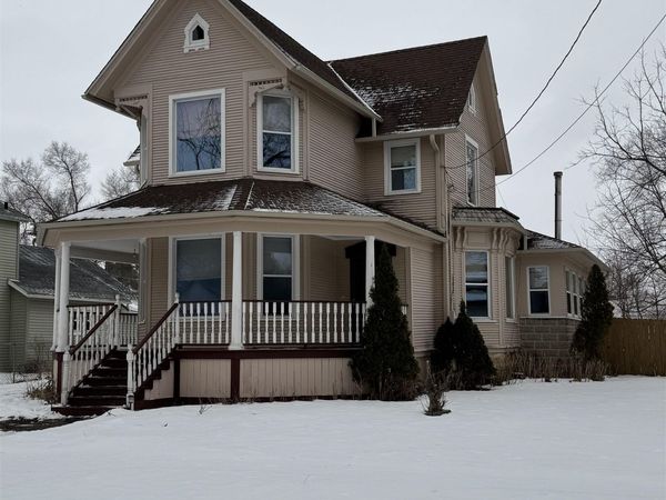 135 S 6th Street, CAPRON, IL 61012