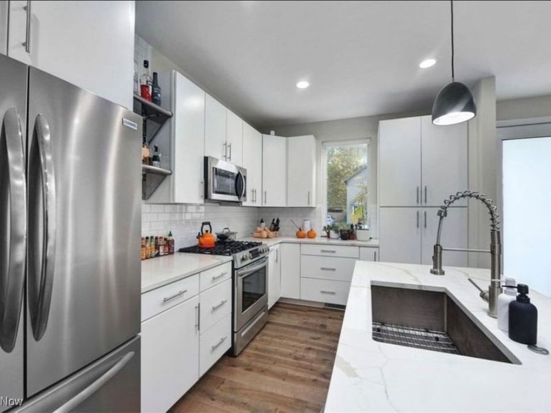 1926 W 52 Street, Cleveland, OH 44102 Photo 5