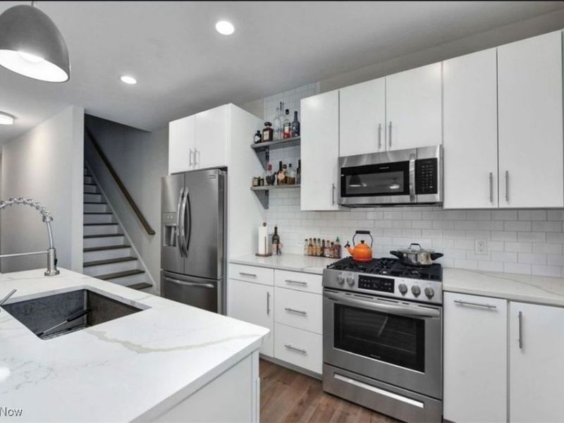 1926 W 52 Street, Cleveland, OH 44102 Photo 6