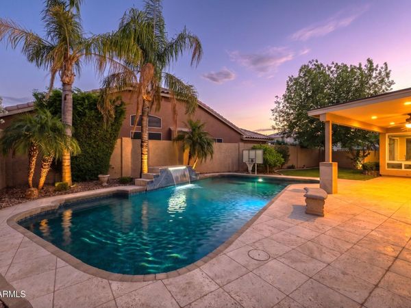 1373 N Roadrunner Drive, Gilbert, AZ 85234