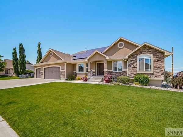 3700 S Founders Pointe Drive, AMMON, ID 83406