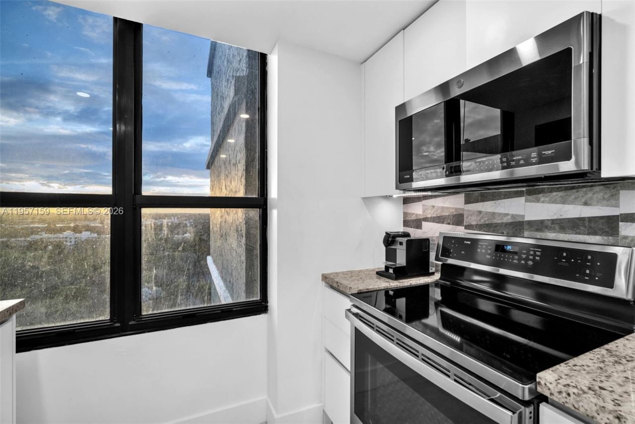 780 NE 69th St, Unit 1509, Miami, FL 33138 Photo