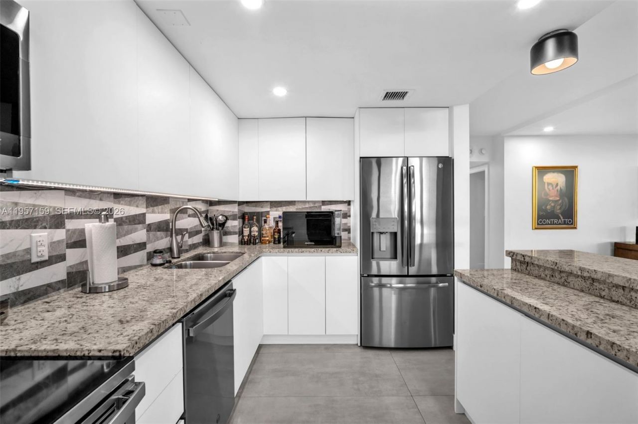 780 NE 69th St, Unit 1509, Miami, FL 33138 Photo