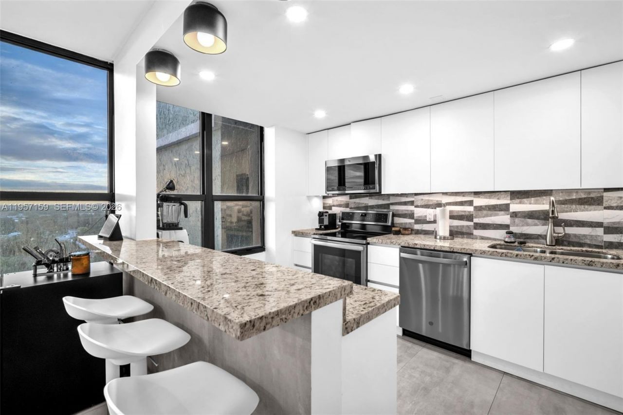 780 NE 69th St, Unit 1509, Miami, FL 33138 Photo