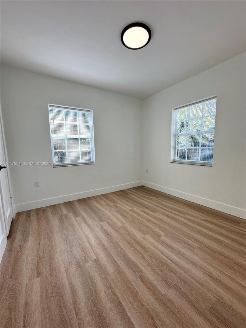 580 NW 194th Ter, Miami Gardens, FL 33169 Photo