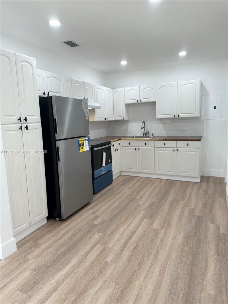 580 NW 194th Ter, Miami Gardens, FL 33169 Photo