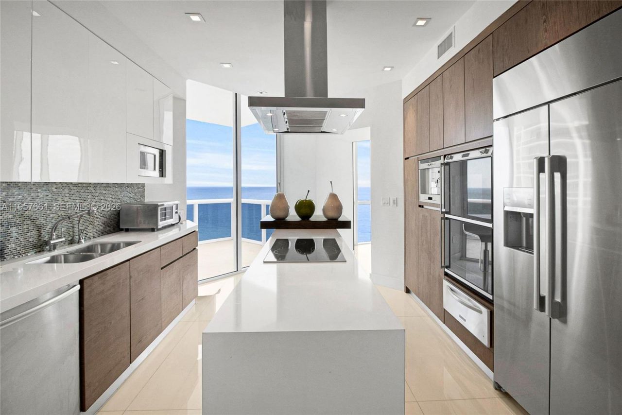 18101 Collins Ave, Unit 3609, Sunny Isles Beach, FL 33160 Photo