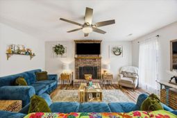 4924 Boykin Drive photo 4