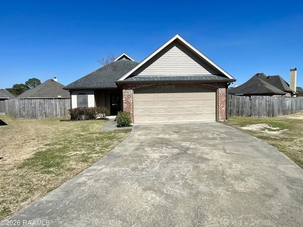 129 Troubadore Drive, Youngsville, LA 70592