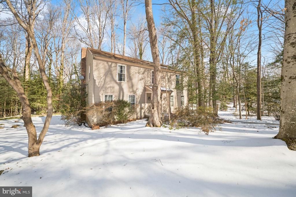 581 Pantela Drive, North Chesterfield, VA 23224 Main Photo