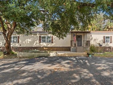 193 GLADYS AVENUE, INGLIS, FL 34449