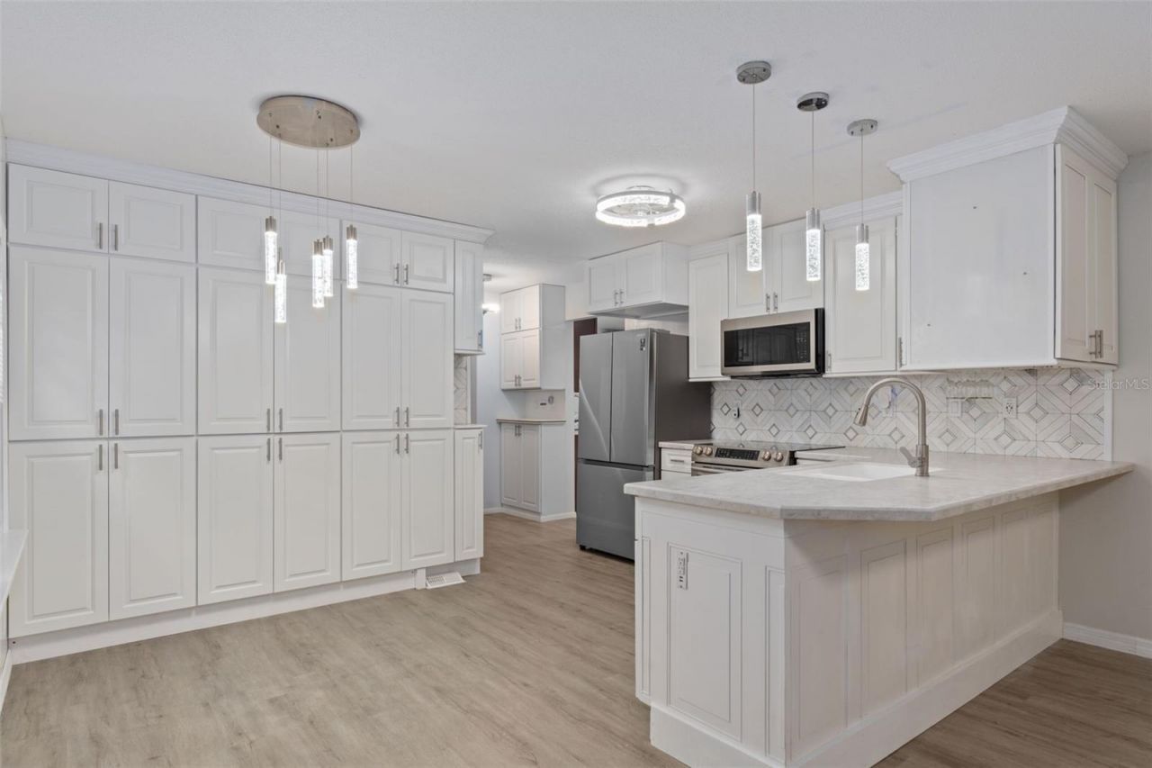 193 Gladys Avenue, Inglis, FL 34449 Photo