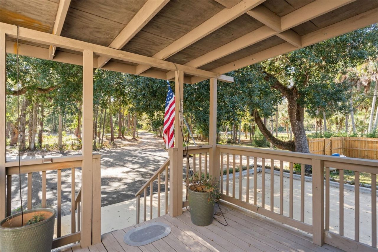 193 Gladys Avenue, Inglis, FL 34449 Photo