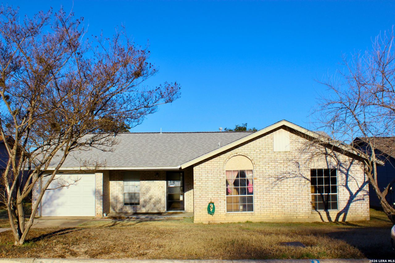 11914 Welcome, Live Oak, TX 78233 Main Photo