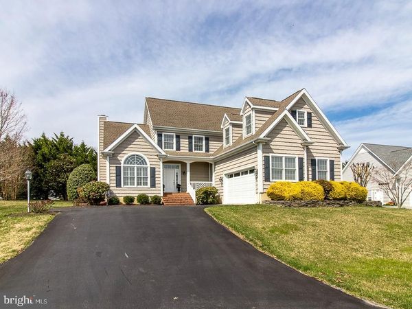 10 WELLINGTON PLACE, REHOBOTH BEACH, DE 19971