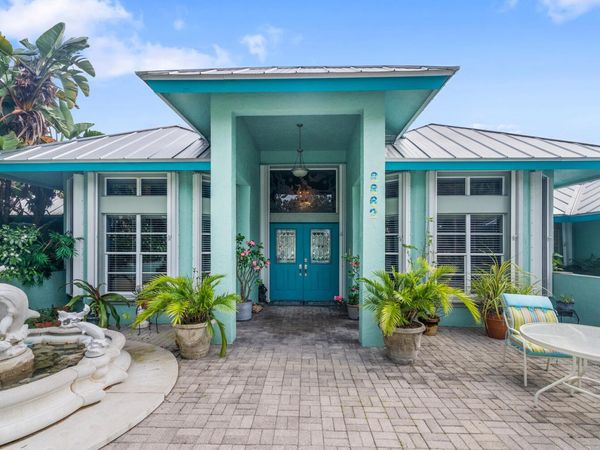 8862 Estate Drive, West Palm Beach, FL 33411