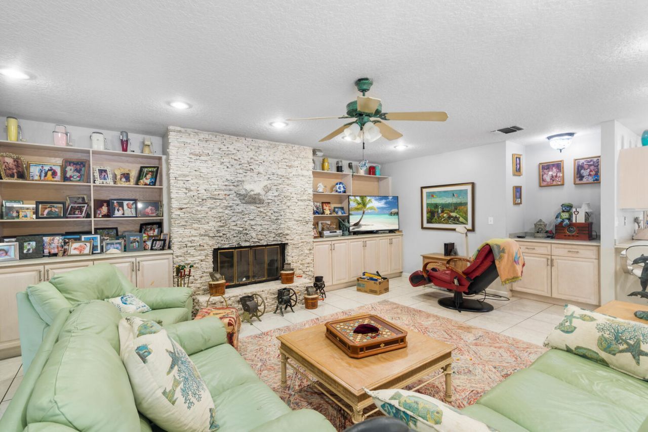 8862 Estate Drive, West Palm Beach, FL 33411 Photo