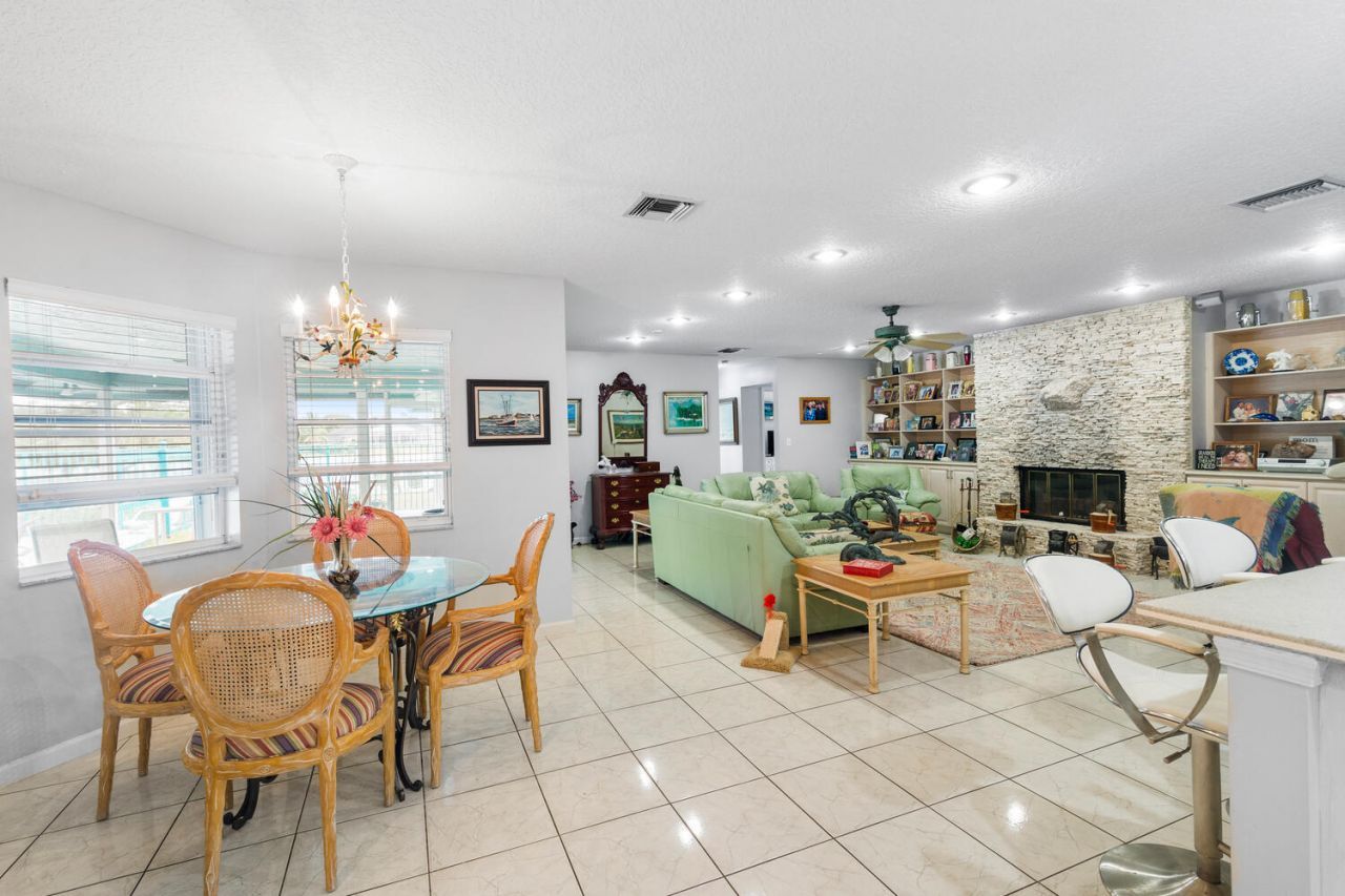 8862 Estate Drive, West Palm Beach, FL 33411 Photo