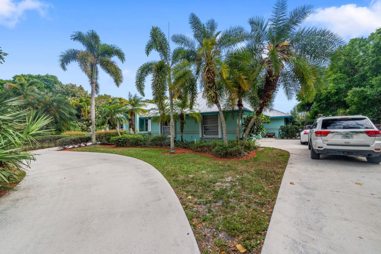 8862 Estate Drive, West Palm Beach, FL 33411 Photo