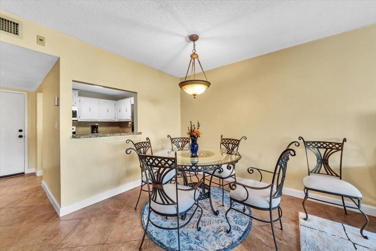 140 Lakeview Drive, Unit 105, Weston, FL 33326 Photo