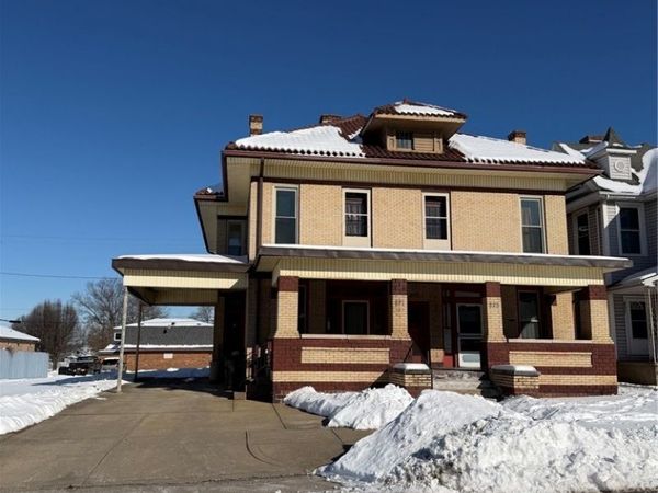 821 Market Street, Zanesville, OH 43701